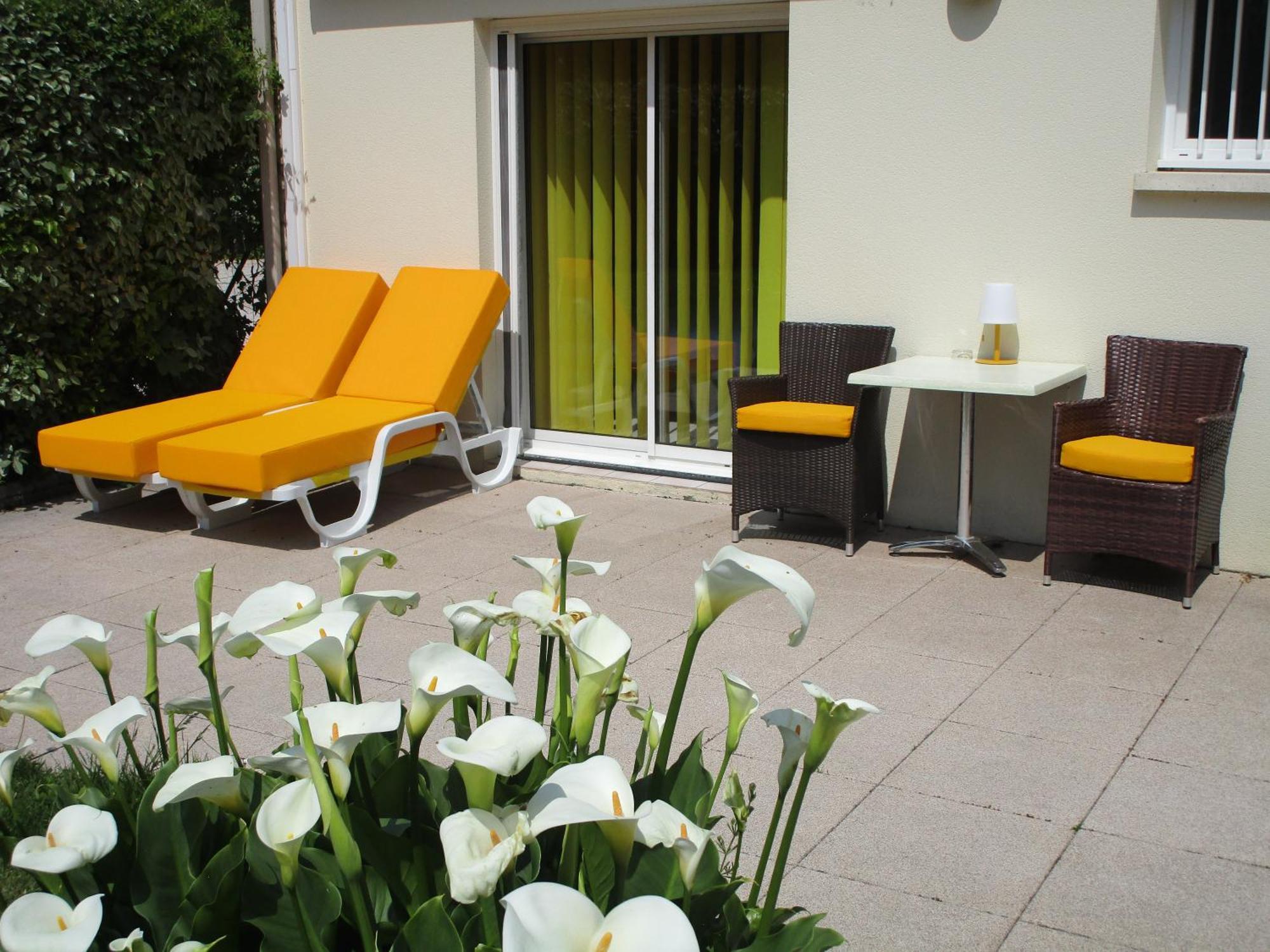 Locatlantique Bed and Breakfast Aytré Exteriör bild